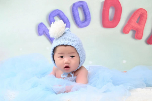 曹县宝宝脸上起红疹子